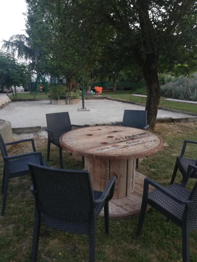 Chambre D'Hote Le Mercier Calmont  Kültér fotó